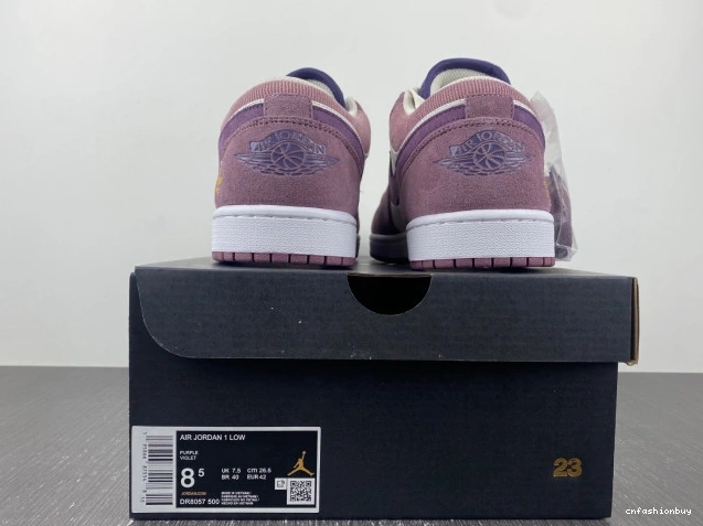 1 DR8057-500 Air Jordan (W) Unity Low 0824